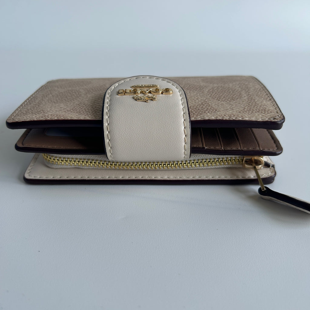 Coach Medium Corner Zip Wallet Khaki Chalk Canvas Leather Excellent