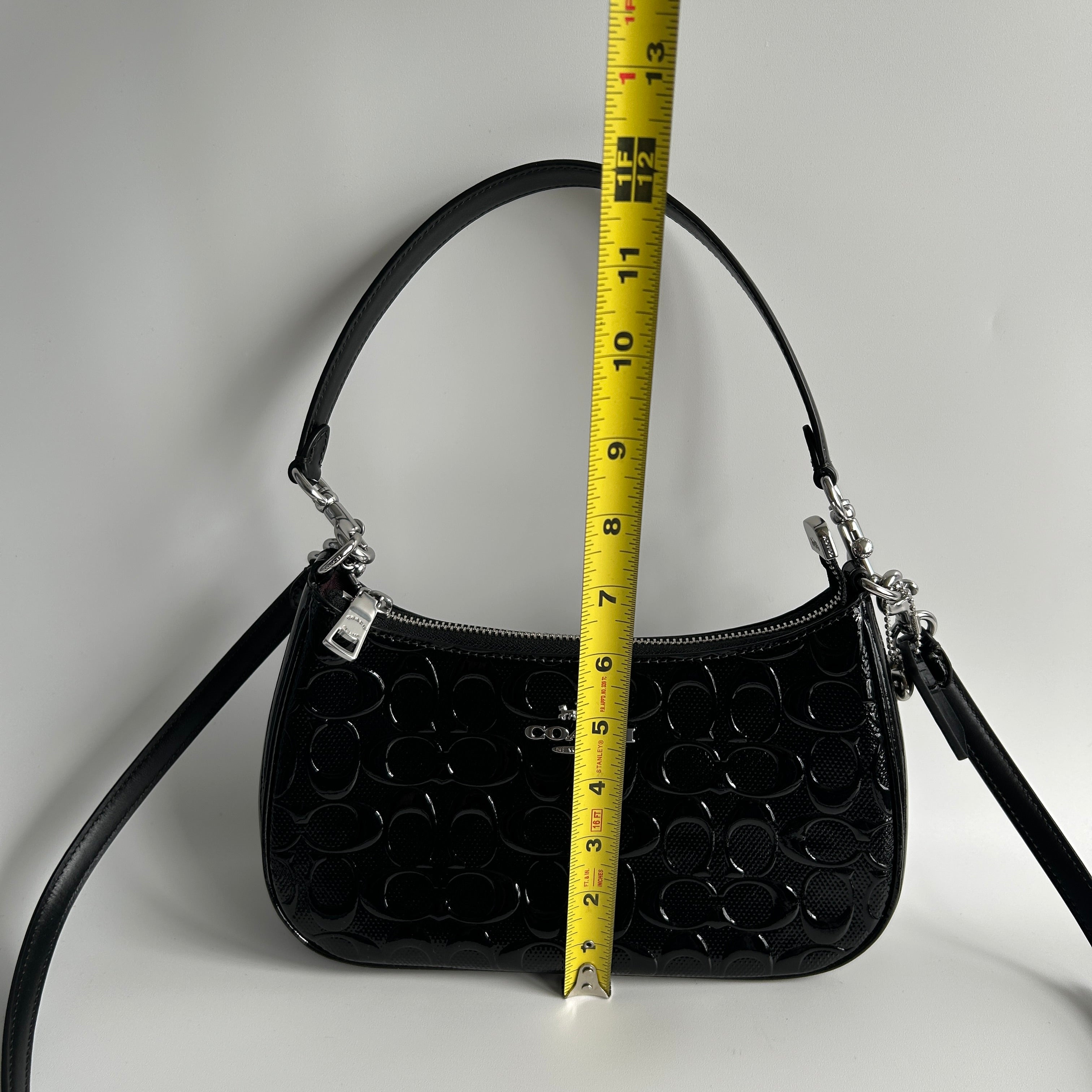 Coach Teri Black Signature Patent Leather Shoulder Bag Excellent