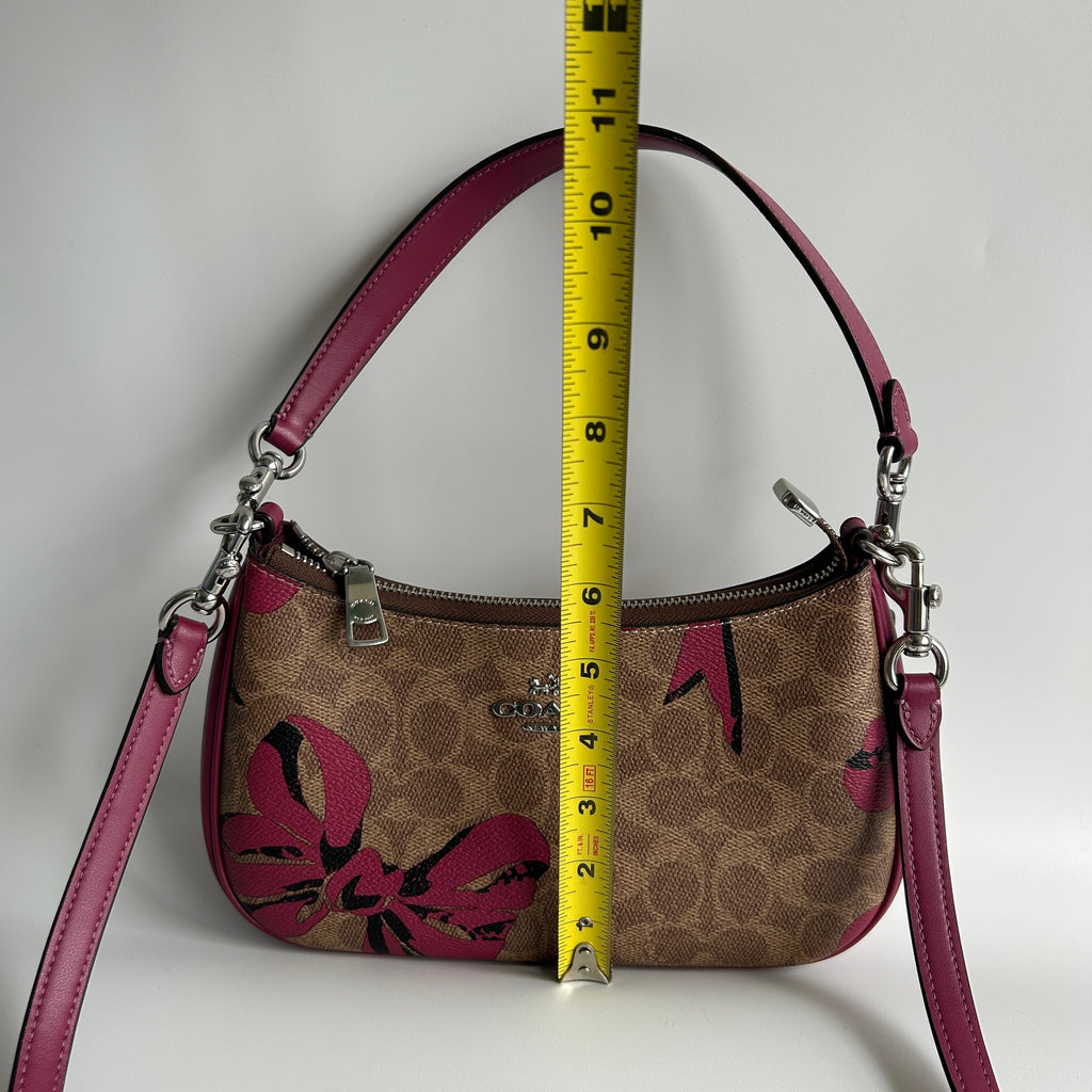 Coach Teri Shoulder Bag Khaki Pink Signature Canvas Bow Print Excellent