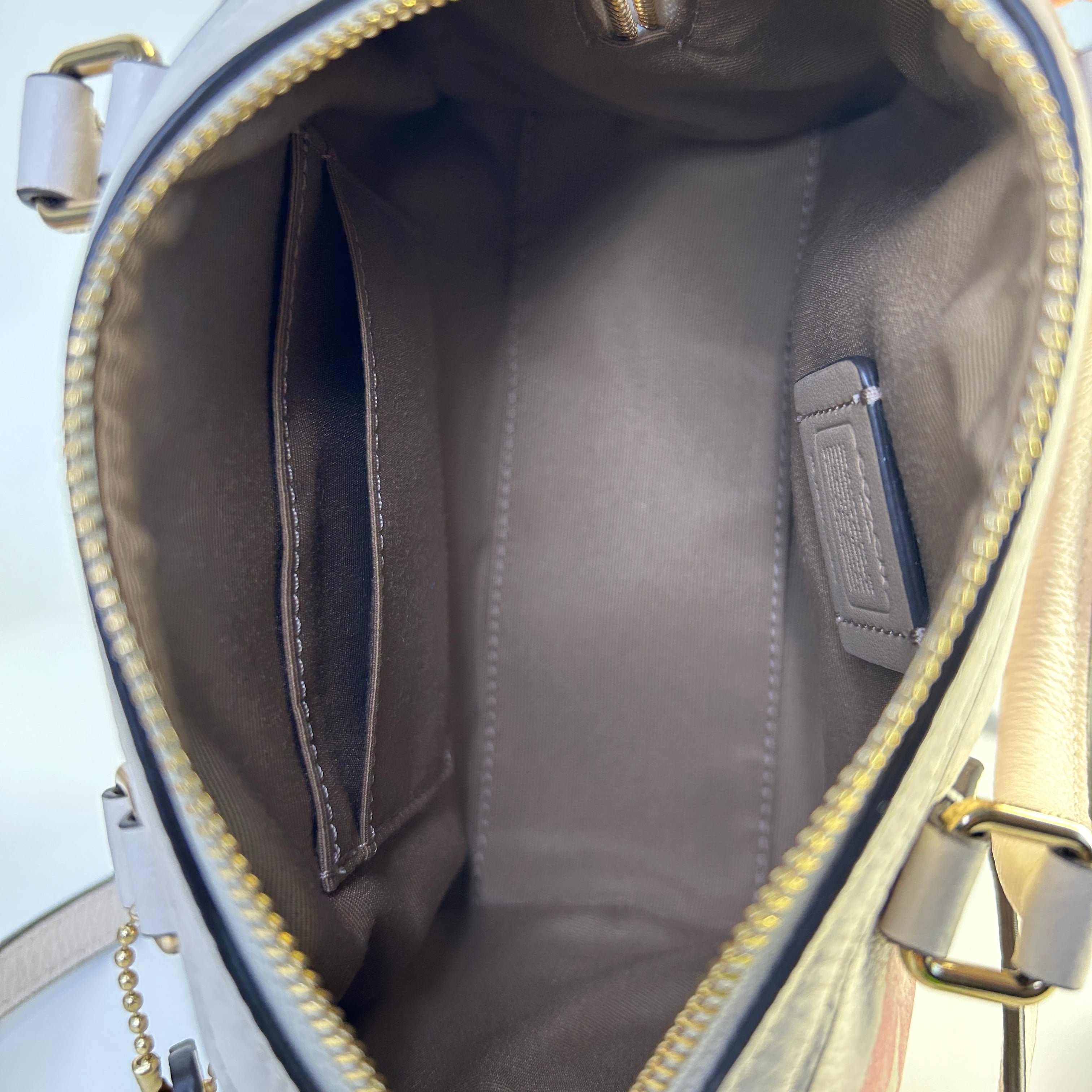 Coach Mini Rowan Crossbody Chalk White Pebbled Leather Lips Print CZ944 NEW