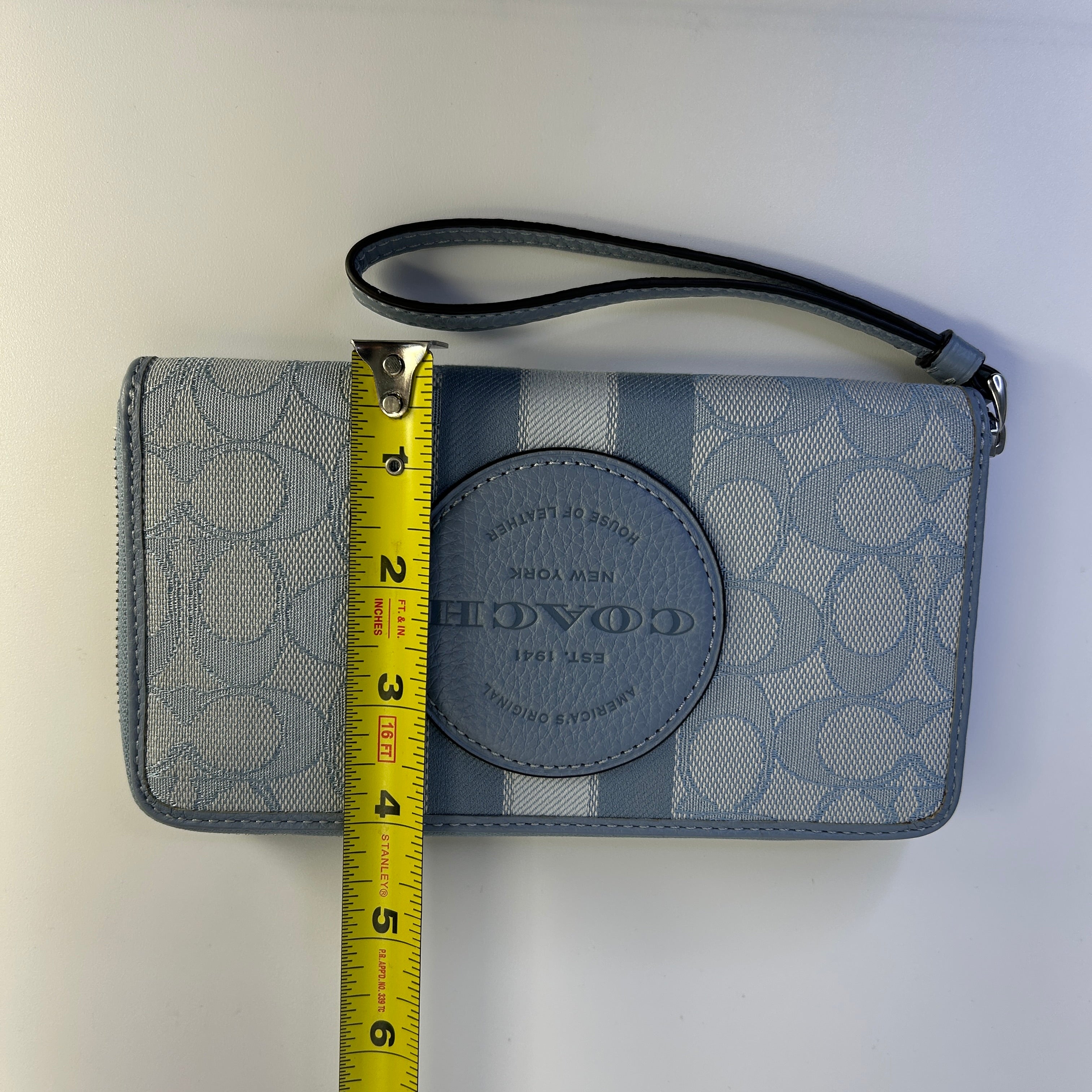 Coach Dempsey Marble Blue Signature Jacquard Stripe Phone Wallet C9073 Like New