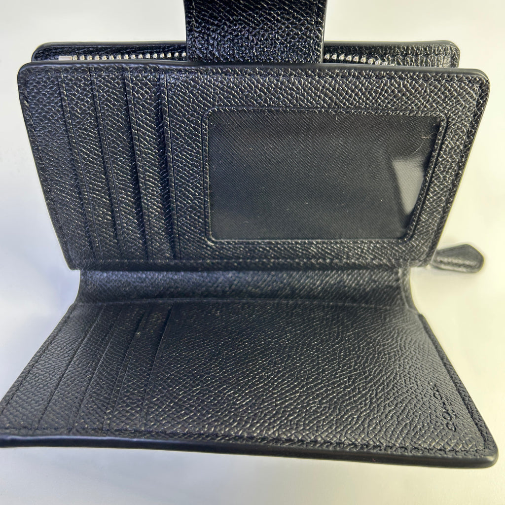 Coach Medium Corner Zip Black Crossgrain Leather Wallet Excellent
