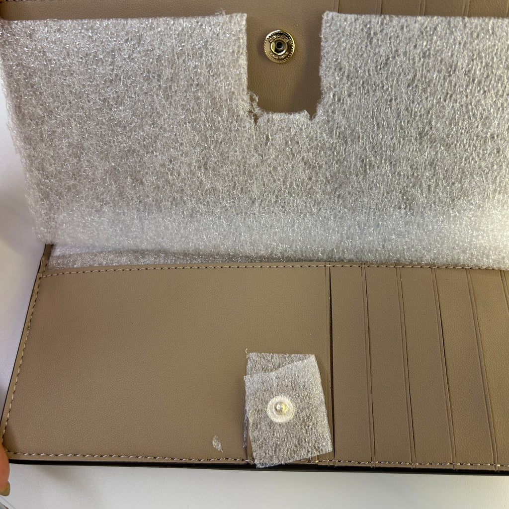 Coach Slim Wallet Ladybug Floral Chalk White Leather C7306 Like New