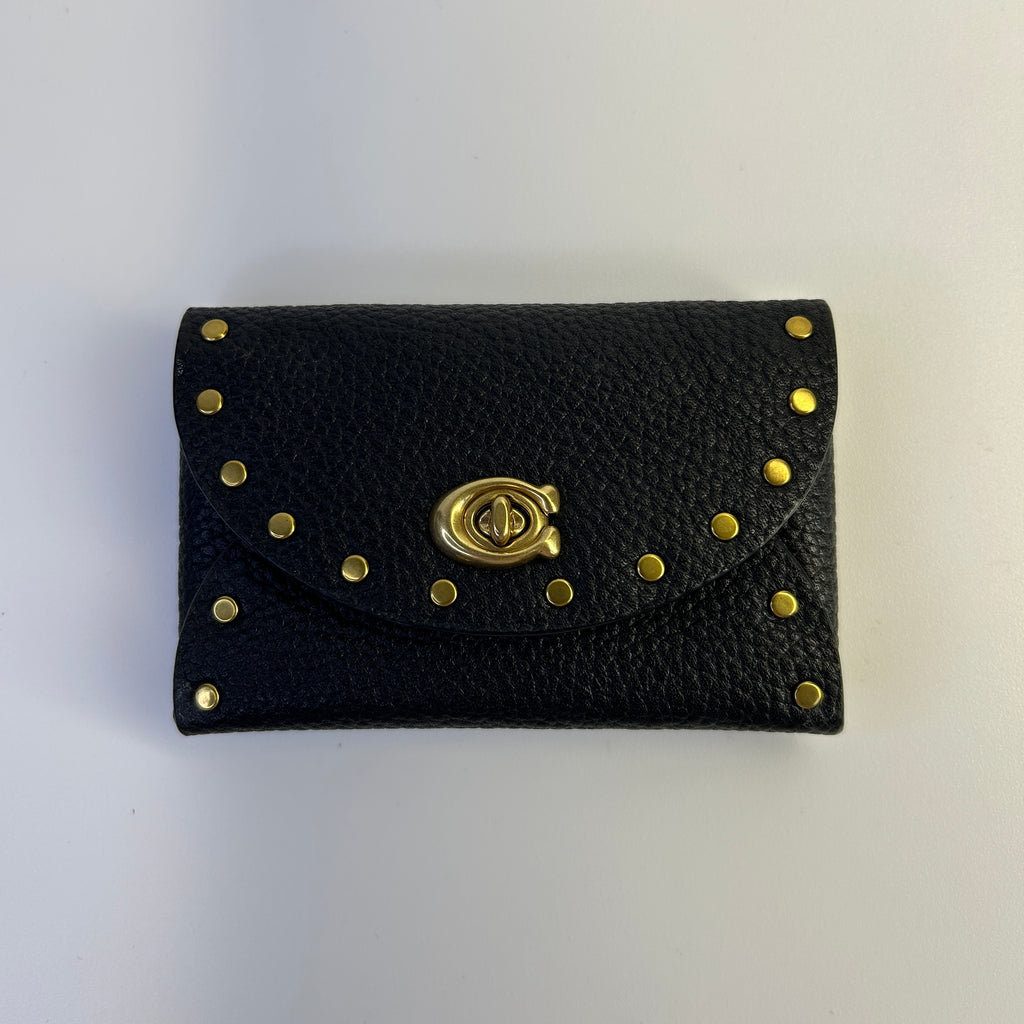 Coach Turnlock Slim Card Case Black Pebbled Leather Rivet Wallet Excellent
