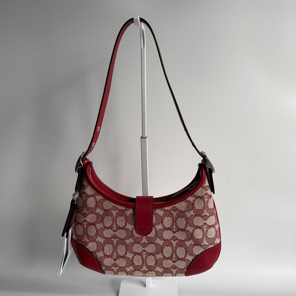 Coach Hamptons Hobo Ruby Ivory Signature Jacquard Shoulder Bag CY931