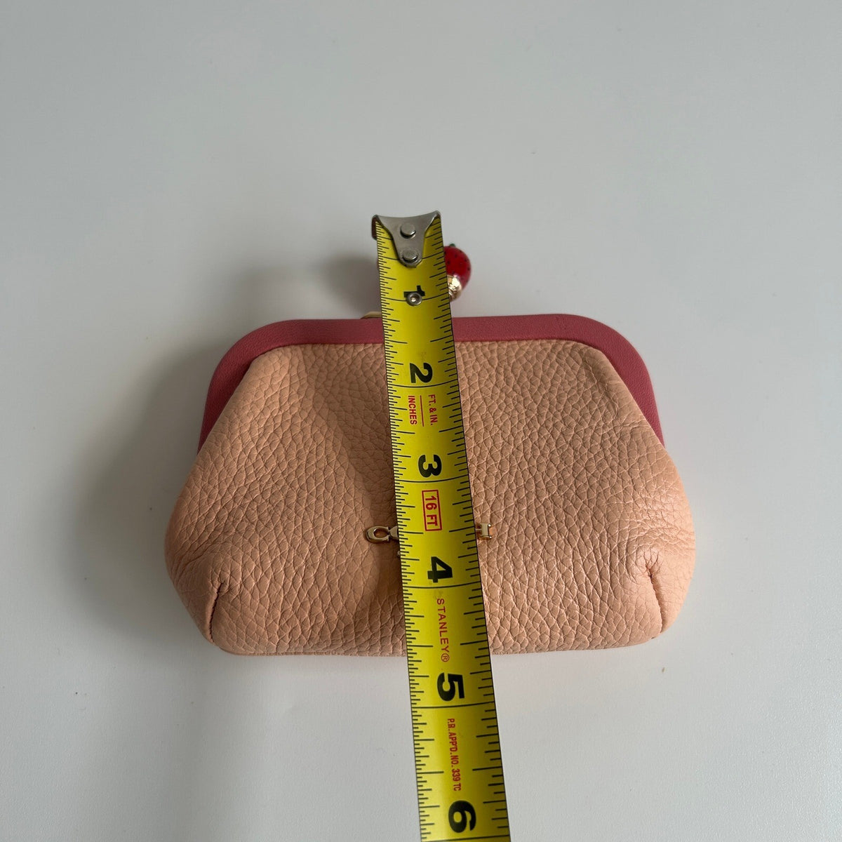 Coach Nora Kisslock Card Case Pink Pebbled Leather Coin Purse C8334
