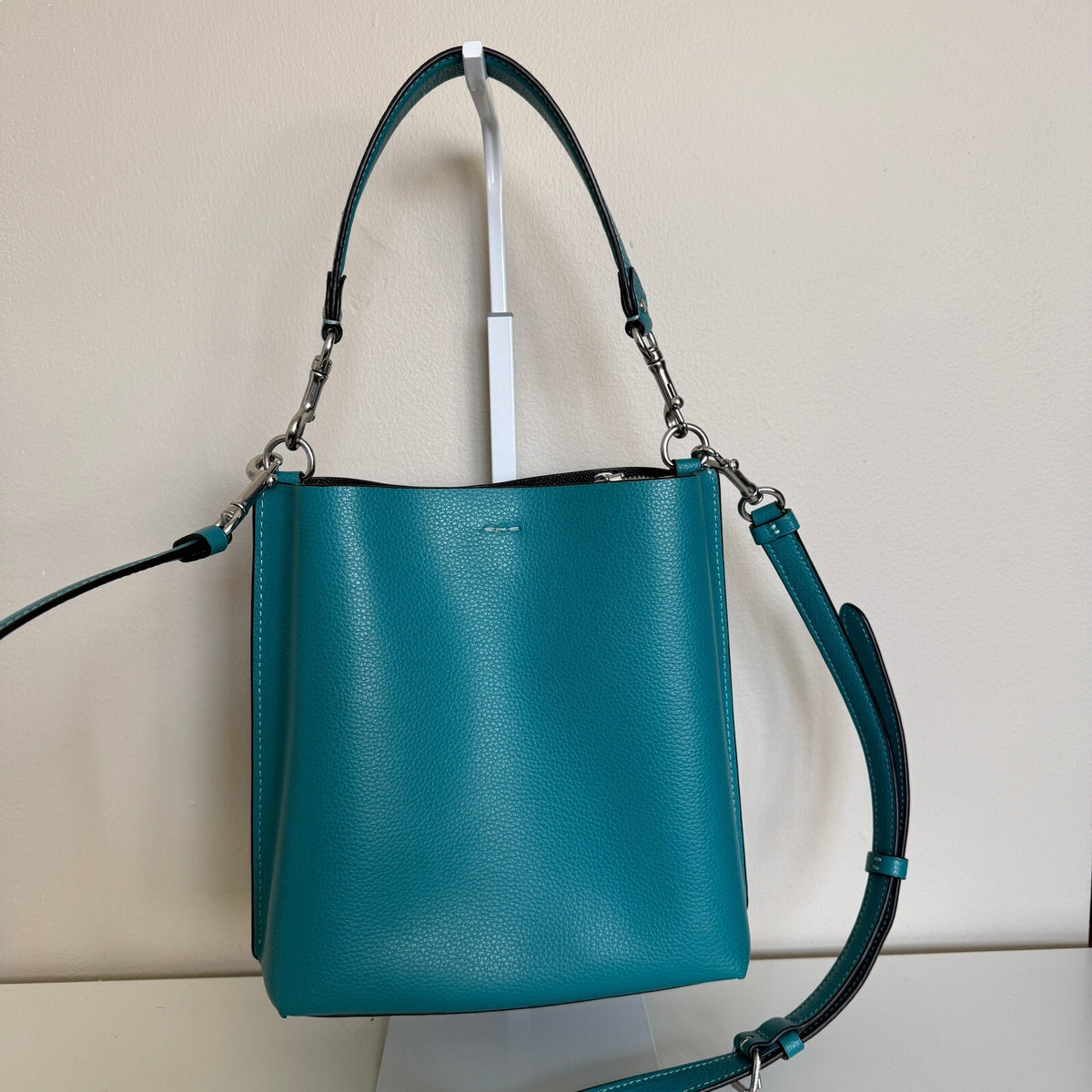 Coach Mollie Bucket Bag 22 Teal Pebble Leather CA177 Crossbody Shoulder Bag