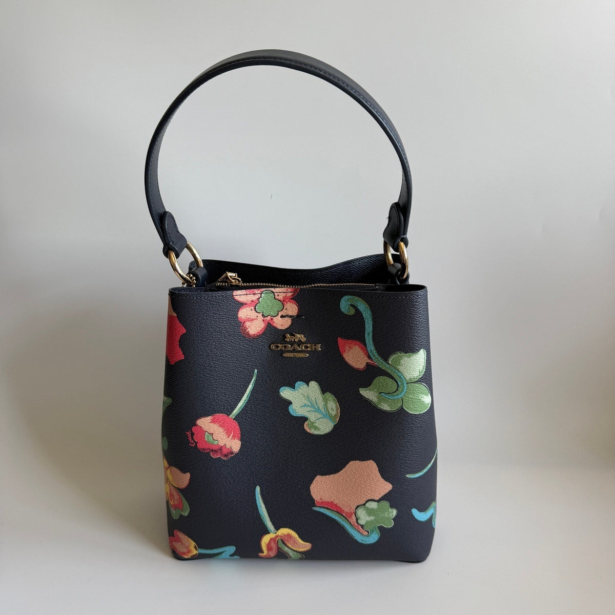 Coach Small Town Bucket Bag Midnight Multi Canvas Dreamy Land Floral C8611
