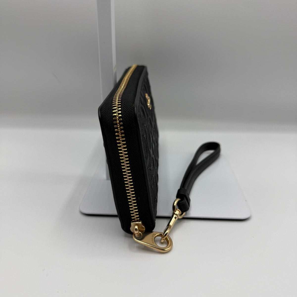 Coach Long Zip Around Wallet Black Signature Leather Wristlet CEW21
