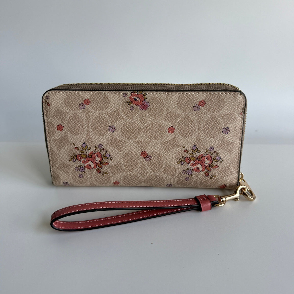 Coach Long Zip Around Wallet Sand Signature Canvas Floral Print CA088