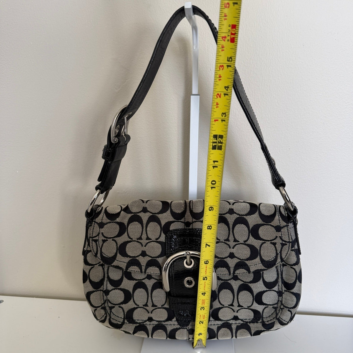 Coach Soho Shoulder Bag Black Gray Jacquard Canvas 11860 Buckle Flap Hobo