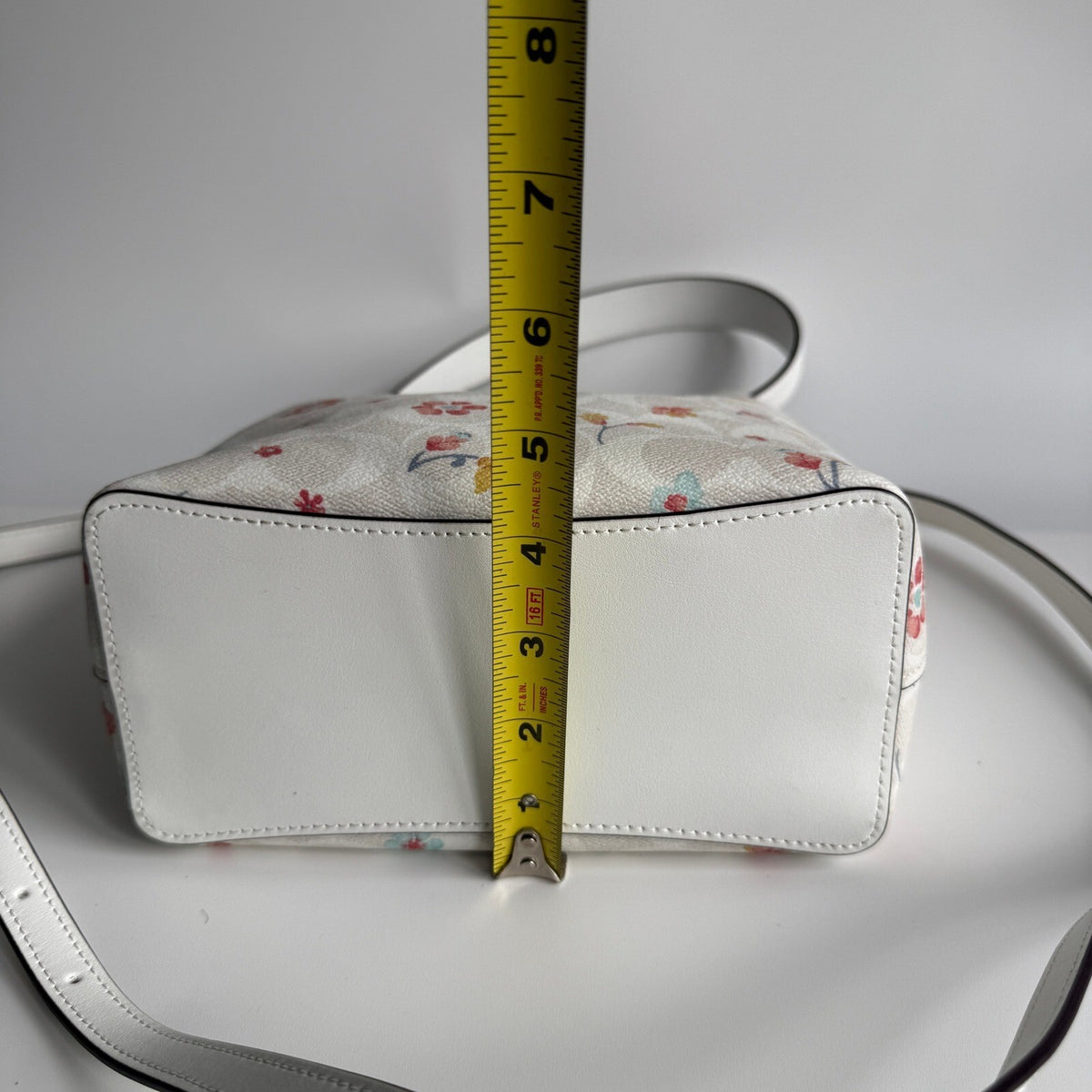 Coach Small Town Bucket Bag White Signature Canvas Mystical Floral Print C8610