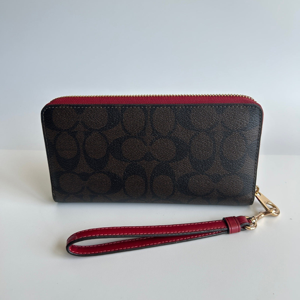 Coach Long Zip Around Wallet Brown Red Signature Canvas Wristlet C4452