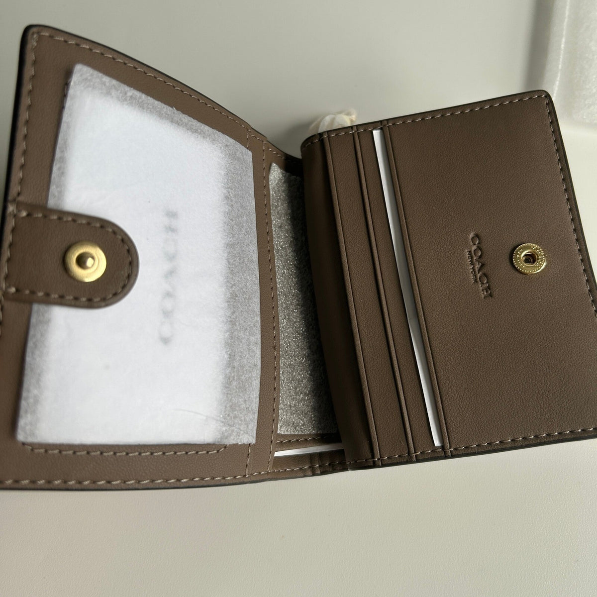 Coach Snap Wallet Dark Stone Pebble Leather Bifold C2862