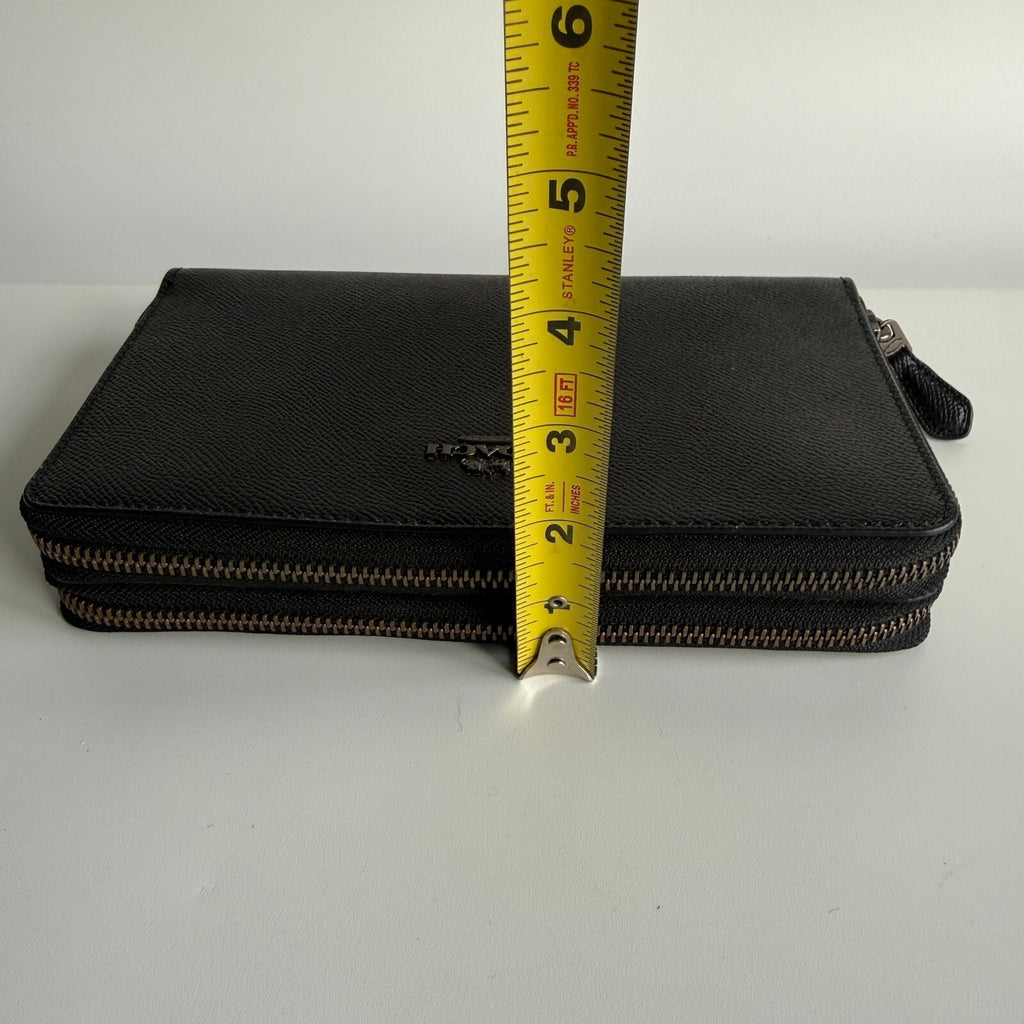 Coach Double Zip Travel Wallet Black Crossgrain Leather F23334