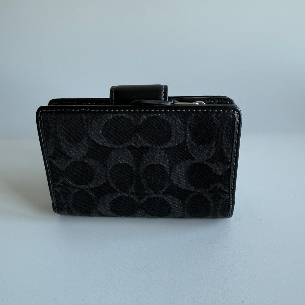 Coach Medium Corner Zip Wallet Silver Black Signature Denim CDF13 Compact Bifold