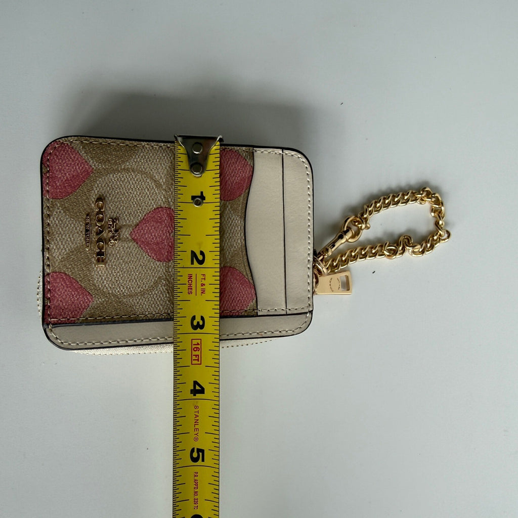 Coach Zip Card Case Light Khaki Signature Canvas Heart Print Wallet CP467