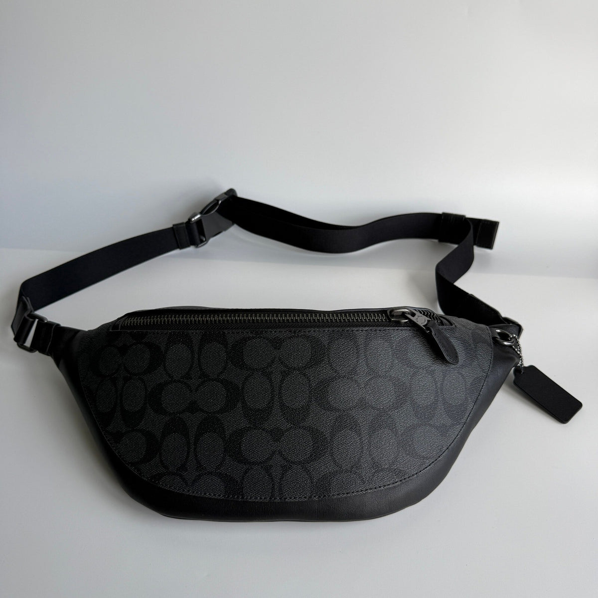 Coach Warren Belt Charcoal Black Signature Canvas Fanny Pack 78777