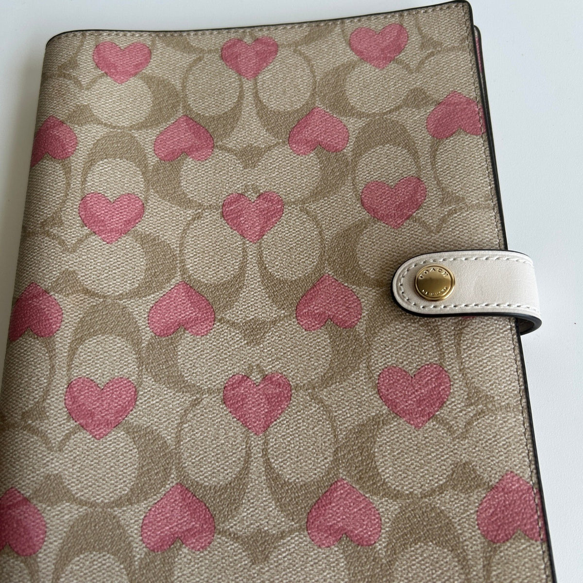 Coach Notebook Cover Pink Heart Khaki Signature Canvas Snap Closure CP378