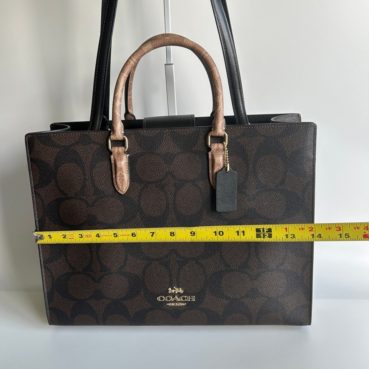 Coach Maggie Large Tote Bag Gold Tan Blocked Signature Canvas CY677