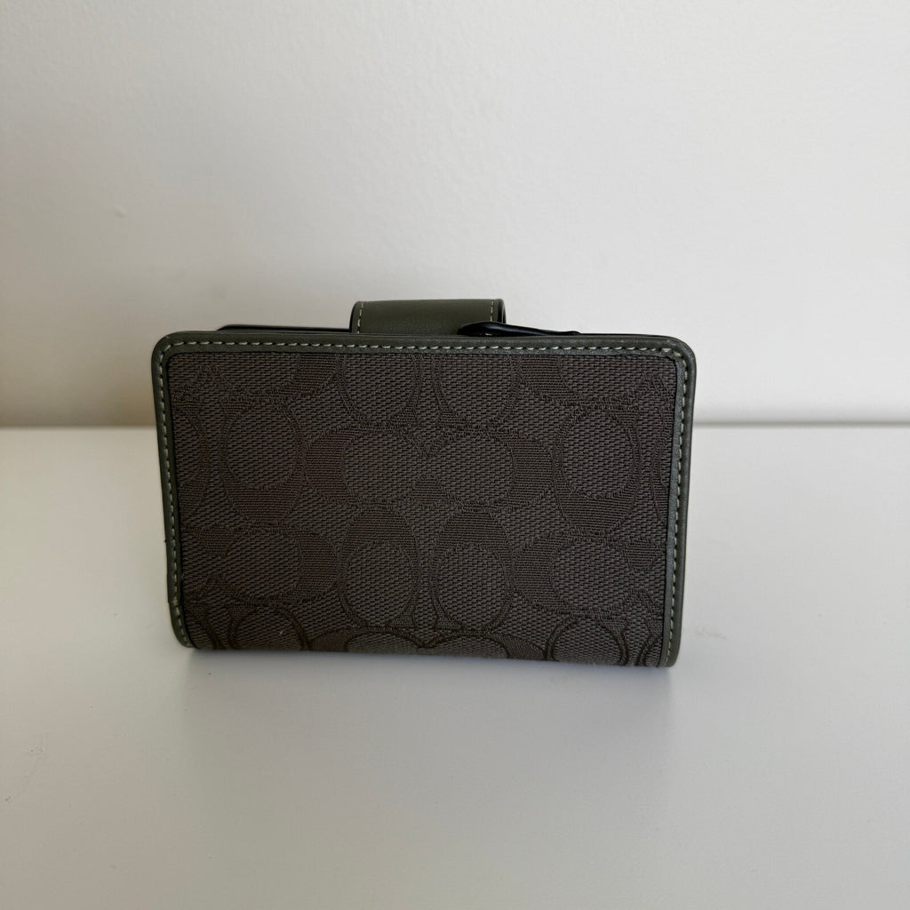 Coach Medium Corner Zip Bifold Wallet Olive Signature Canvas CT922