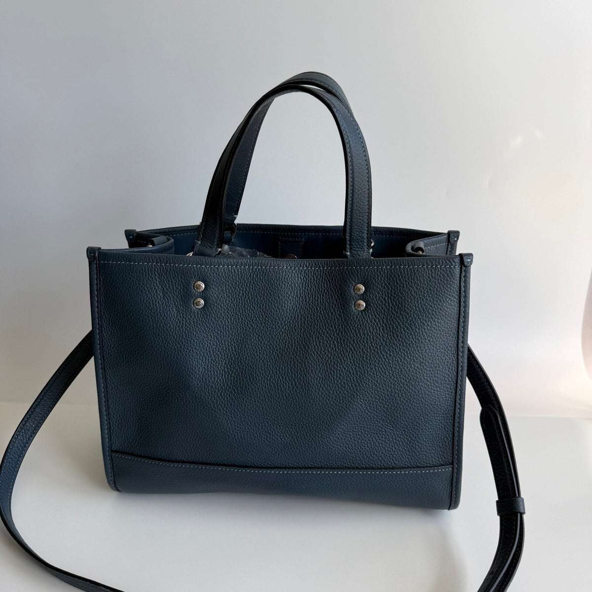 Coach Dempsey Carryall Tote 22 Denim Blue Pebble Leather Bag C0976