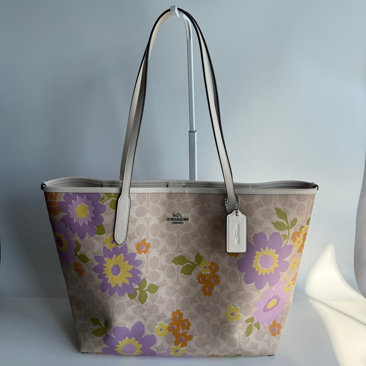 Coach City Tote Sand Multi Signature Canvas Floral Bag CBG71
