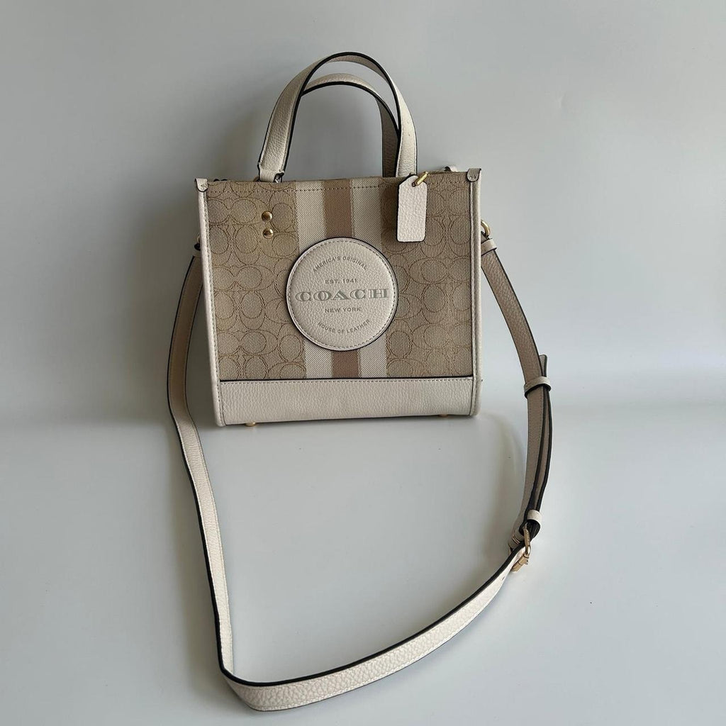 Coach Dempsey Tote 22 Light