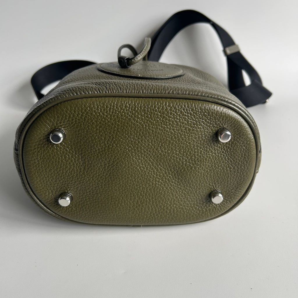 Coach Dempsey Drawstring Bucket Bag Olive Green Pebbled Leather C4100