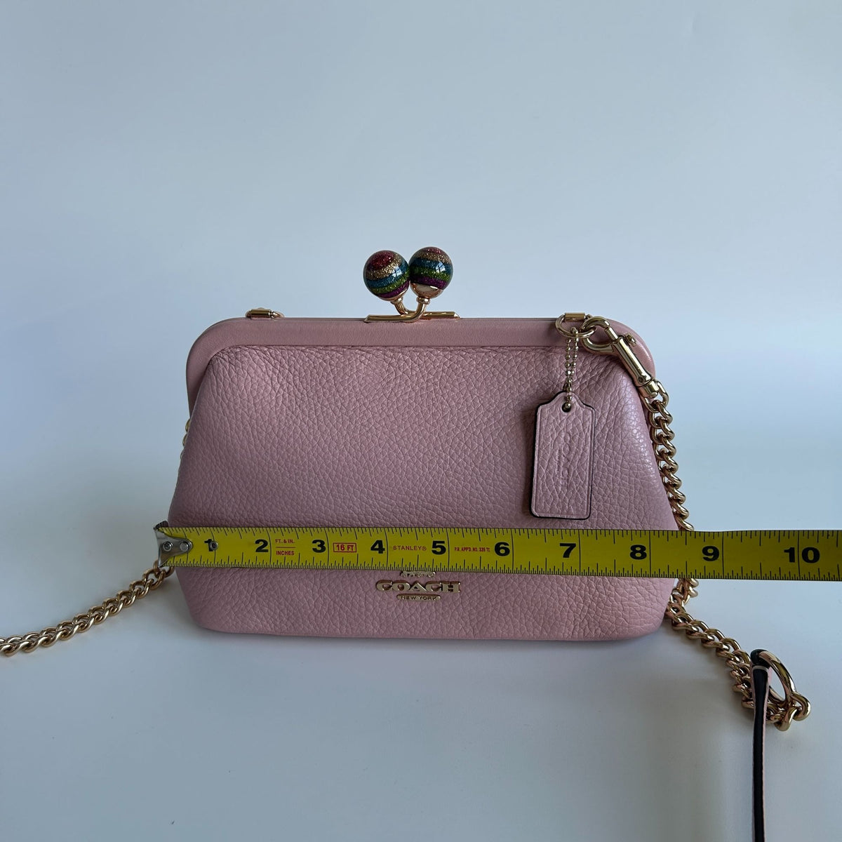 Coach Nora Kisslock Crossbody Bag Pink Pebbled Leather Chain Strap C1451