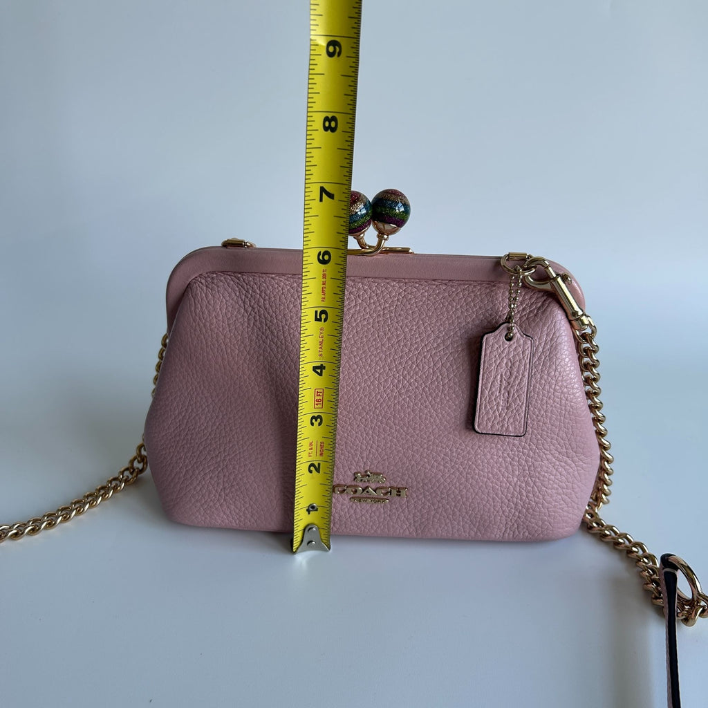 Coach Nora Kisslock Crossbody Bag Pink Pebbled Leather Chain Strap C1451